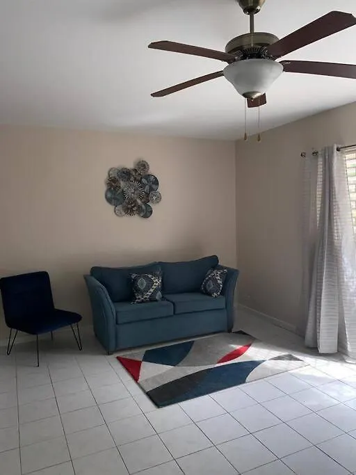 Guango Grove Getaway Lägenhet Montego Bay